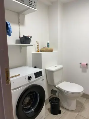 Salle de bains dans l'établissement Maison Gîtes de l'étang caché