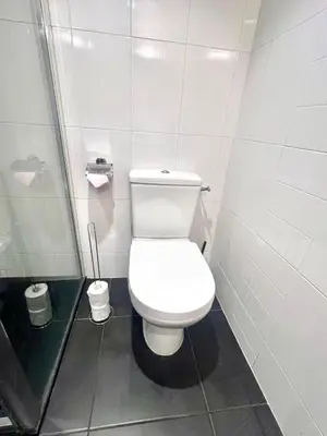 Salle de bains dans l'établissement Appartement cosy avec jardin - Stationnement gratuit