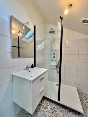 Salle de bains dans l'établissement Studio 12 charmant Av Garibaldi - DABNB