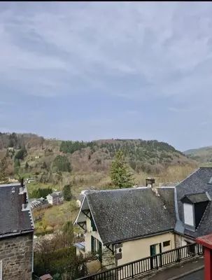 Vue générale sur la montagne ou vue sur la montagne depuis l'appartement