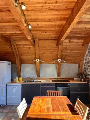 Cuisine ou kitchenette dans l'établissement Grange Mary