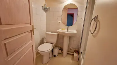 Salle de bains dans l'établissement Chambres d'hôtes La Marche des Bois