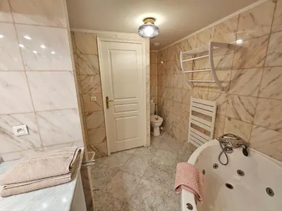 Salle de bains dans l'établissement Solovergne - Charme et confort en Auvergne