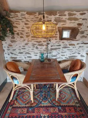 Coin salon dans l'établissement ArcenFrance