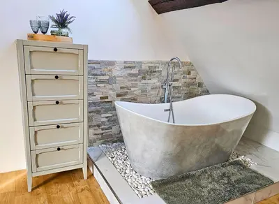 Salle de bains dans l'établissement Le Cocon - Domaine du Vertendre