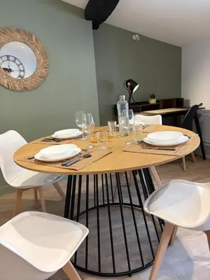 Coin salon dans l'établissement Le coeur de Limoges Hyper centre et rénové