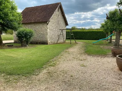 Jardin de l'établissement Gîte Loêtitia à la campagne 21 peoples , 9 rooms, pool