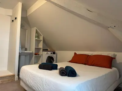 Un ou plusieurs lits dans un hébergement de l'établissement Villa Chadourne - L Amour et le Sablier - 1 Chambre