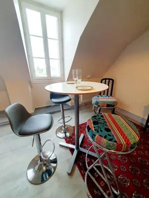 Coin salon dans l'établissement Appartement d'Artiste