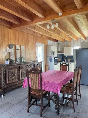 Cuisine ou kitchenette dans l'établissement Au petit Suquet