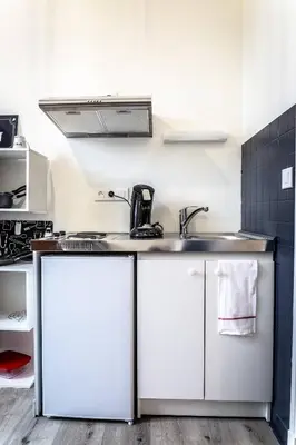 Cuisine ou kitchenette dans l'établissement Le Valet - 1 Chambre