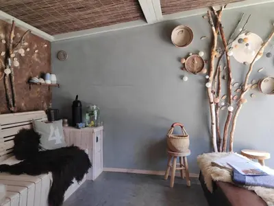 Coin salon dans l'établissement Maison van Stijn, Gîte les 3 Etoiles d'Auvergne