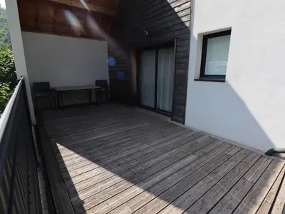 Balcon ou terrasse dans l'établissement Maison neuve 4* au Mont Dore pour 6 personnes - FR-1-858-5