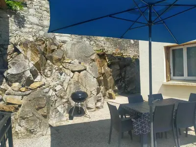 Terrasse ou espace extérieur de l'établissement L'R du Roc : Appartement Duplex 4* avec Terrasse et Garage - FR-1-858-7
