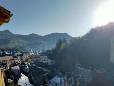 Vue générale sur la montagne ou vue sur la montagne depuis l'appartement