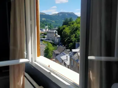 Vue générale sur la montagne ou vue sur la montagne depuis l'appartement