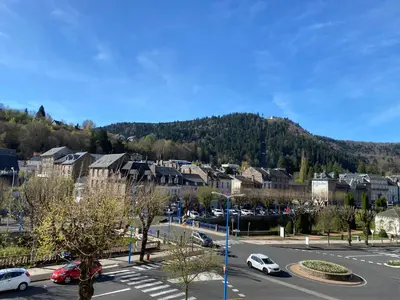 Vue générale sur la montagne ou vue sur la montagne depuis l'appartement
