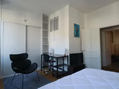 Un ou plusieurs lits dans un hébergement de l'établissement Grande maison jusqu'à 8 personnes à La Bourboule - FR-1-858-6