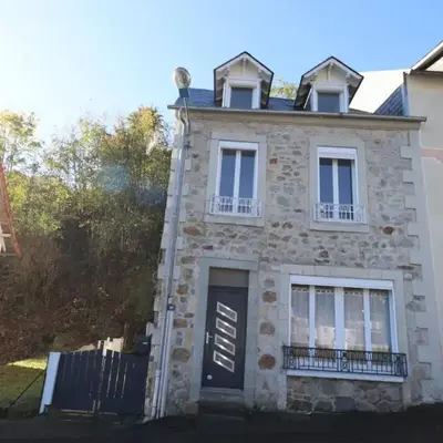 Grande maison jusqu'à 8 personnes à La Bourboule - FR-1-858-6