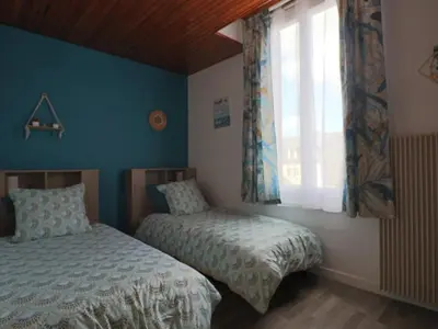 Un ou plusieurs lits dans un hébergement de l'établissement Maison 3* cosy au centre de La Bourboule pour 6 pers. - FR-1-858-13