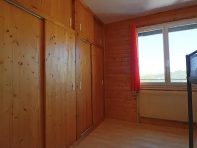 Télévision ou salle de divertissement dans l'établissement Charmante maison familiale à La Bourboule - FR-1-858-15