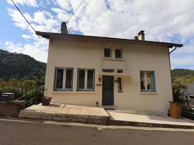 Vue générale sur la montagne ou vue sur la montagne depuis l'appartement