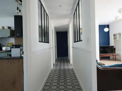 Cuisine ou kitchenette dans l'établissement Appartement rénové à La Bourboule, 6 pers., 3 chambres - FR-1-858-33