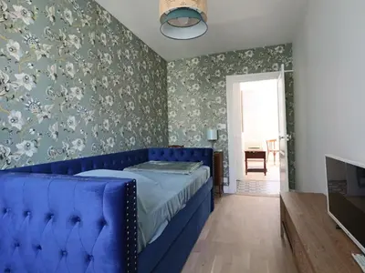 Télévision ou salle de divertissement dans l'établissement Appartement rénové à La Bourboule, 6 pers., 3 chambres - FR-1-858-33