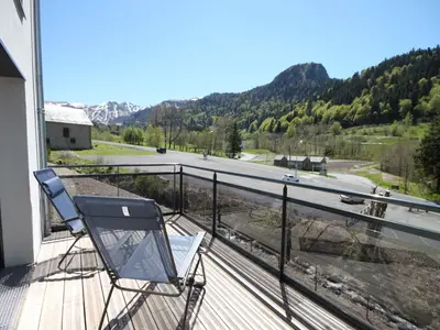 Vue générale sur la montagne ou vue sur la montagne depuis l'appartement