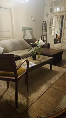 Coin salon dans l'établissement Gite Maison Loyac