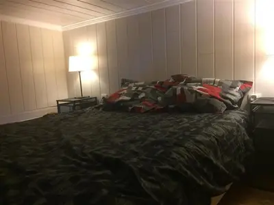 Un ou plusieurs lits dans un hébergement de l'établissement Appartement F3 au 2ème étage, wifi, animaux acceptés, 4 couchages - FR-1-415-164