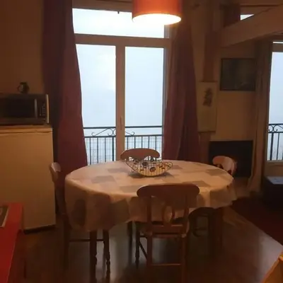 Appartement F3 au 2ème étage