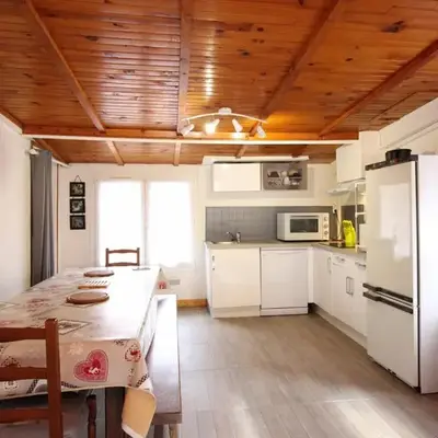 LE MONT-DORE Appartement 10 couchages avec WIFI
