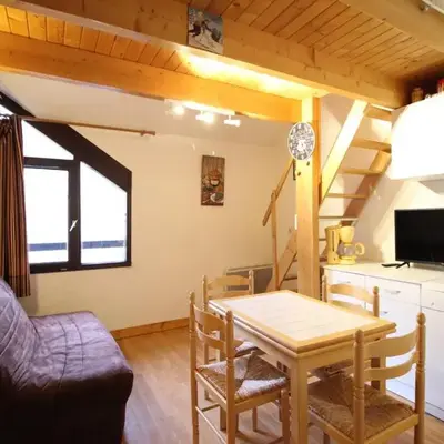 Appartement F2 Bis Près des Pistes Pour 5 Personnes - FR-1-415-172