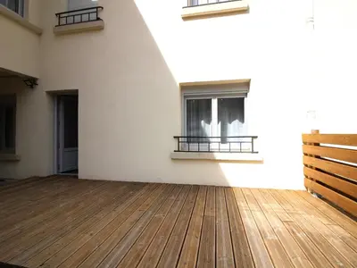 Balcon ou terrasse dans l'établissement Appartement T2 de charme au Mont-Dore avec parking et wifi - FR-1-415-176