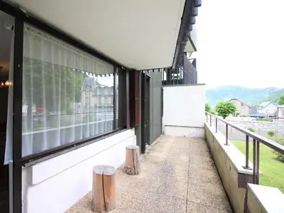 Balcon ou terrasse dans l'établissement Charmant T3 au Mont-Dore, balcon, parking, proche centre - FR-1-415-186