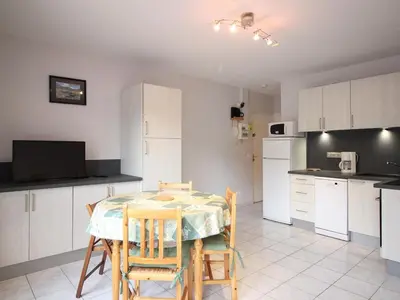 Cuisine ou kitchenette dans l'établissement Appartement F2 bis de 50m² au centre, 4 pers., animaux admis, WiFi - FR-1-415-178