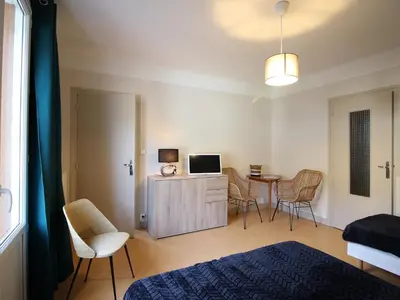 Un ou plusieurs lits dans un hébergement de l'établissement Appartement T1 confortable au Mont-Dore - FR-1-415-203