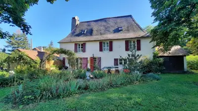 Jardin de l'établissement Authentique maison de Dordogne La Maison de Maitre
