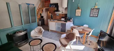 Cuisine ou kitchenette dans l'établissement Cocon Oscar et Petrus au Lioran