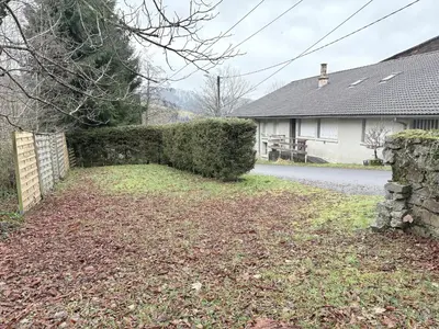 Jardin de l'établissement Maison Usclade Murat-le-Quaire
