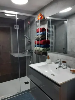 Salle de bains dans l'établissement La Maison d'à côté