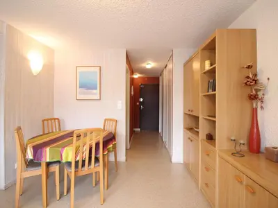 Plan de l'établissement Mont-Dore: T2 bis avec balcon et parking proche centre - FR-1-415-205