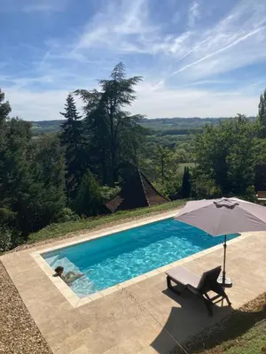 Piscine de l'établissement Le Souchou ou située à proximité