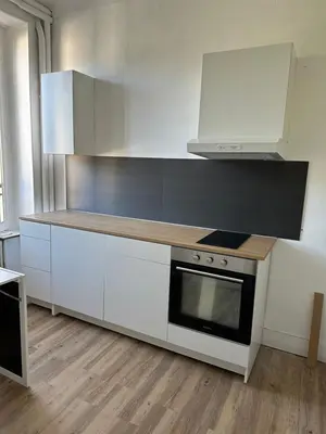 Cuisine ou kitchenette dans l'établissement Studio 17 1 chambre