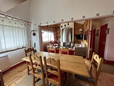 Coin salon dans l'établissement Appartement esprit montagne