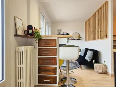 Coin salon dans l'établissement L'Atelier de Chénieux - Proche Gare
