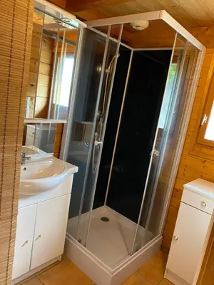 Salle de bains dans l'établissement Chalet de l empereur