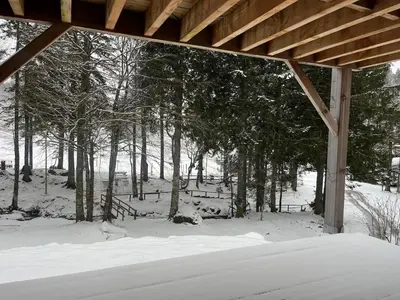 L'établissement Chalet sur les pistes du Lioran, 8pers en hiver