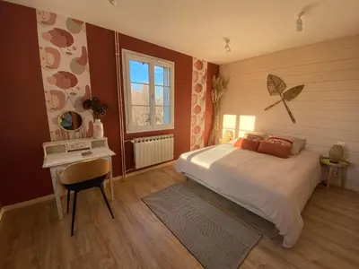 Plan de l'établissement Gîte des Glycines 2 à 14 personnes, piscine, jacuzzi, sauna